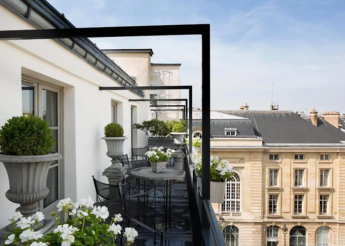 Hotel Des Grands Hommes Parigi